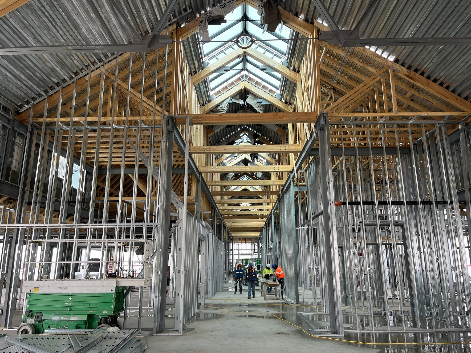 HR SENIOR CENTER — Clubhouses & Pools project by Waner Construction