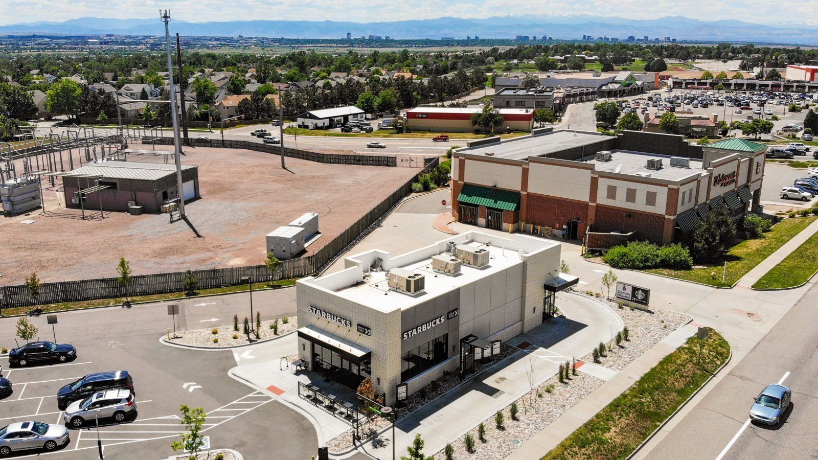 Starbucks — Restaurants project by Waner Construction